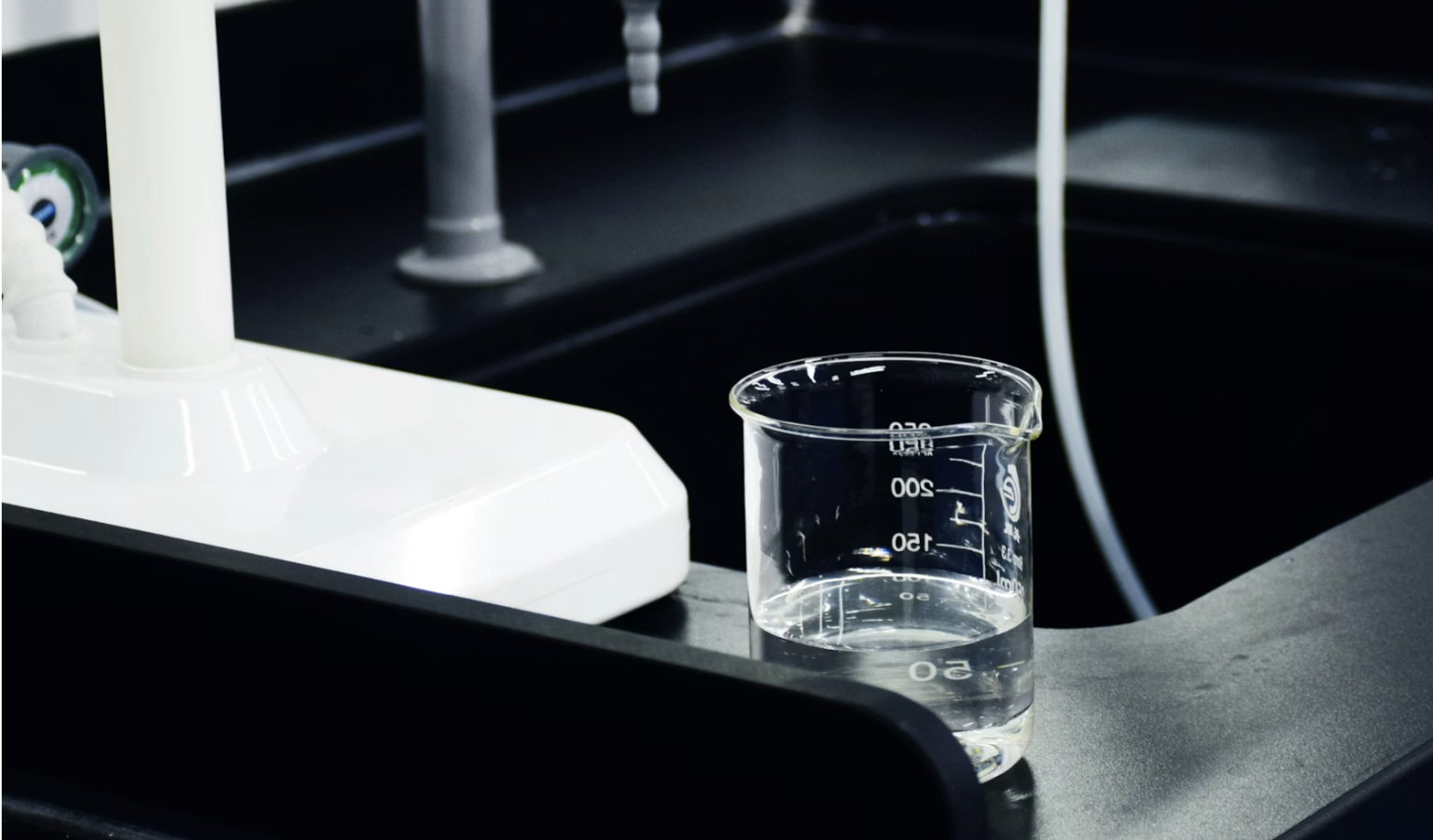 China’s labs pull ahead as global drugmakers invest in biotech pioneers